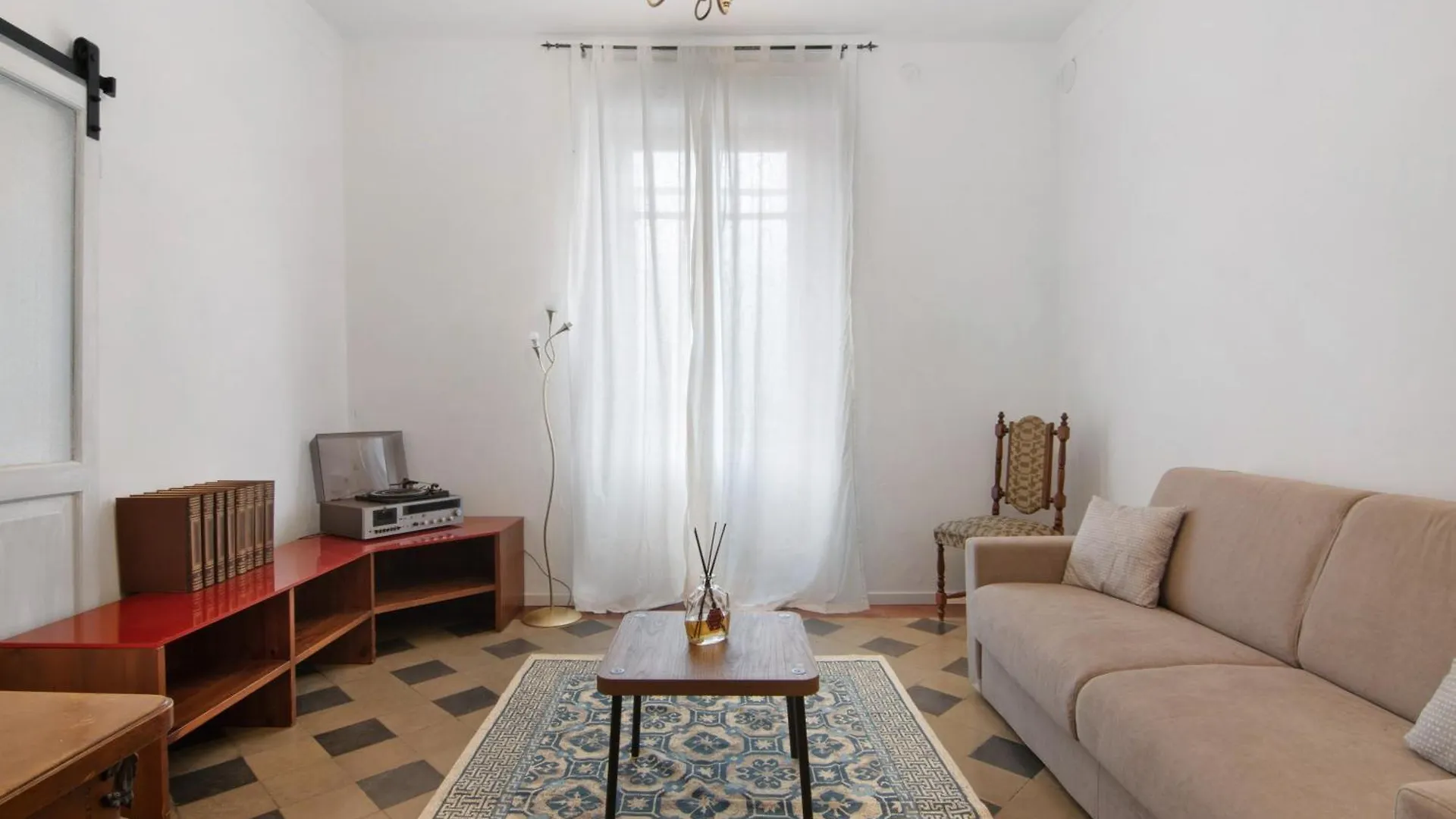 Villa Paruzzi デルヴィオ